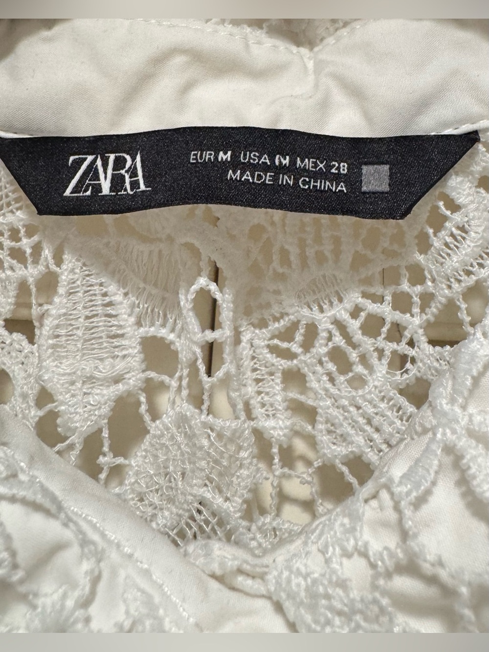 Zara Collared Crochet Top—Sz. M, Button Down, Halter Cut, Waist Length - Picture 5 of 13